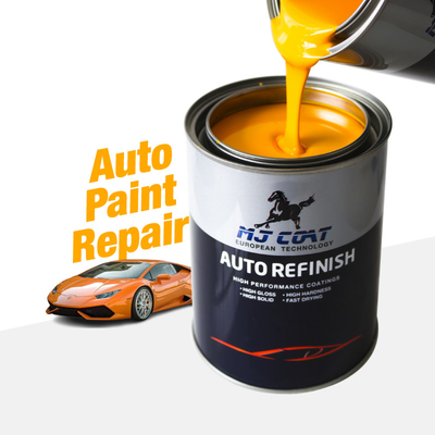 La mano di fondo automobilistica liscia dipinge l'alta pittura automatica asciutta solida della singola fase